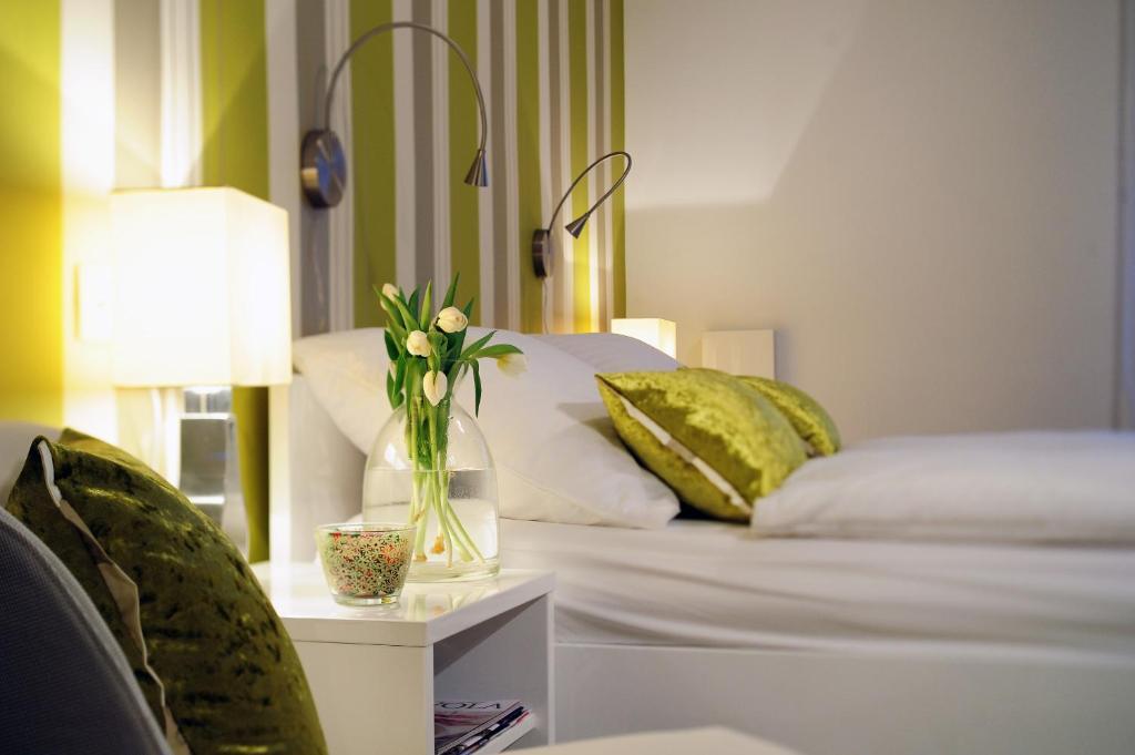 ليوبليانا Garni Hotel Azur الغرفة الصورة