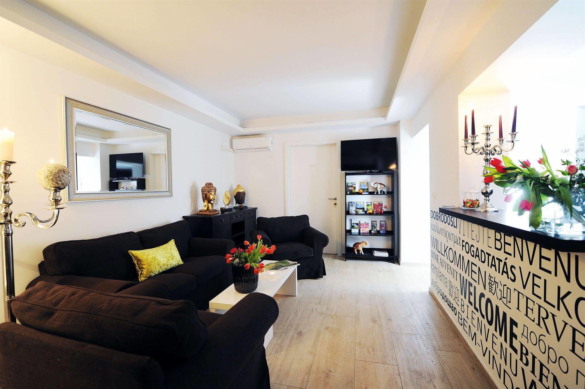 ليوبليانا Garni Hotel Azur المظهر الخارجي الصورة